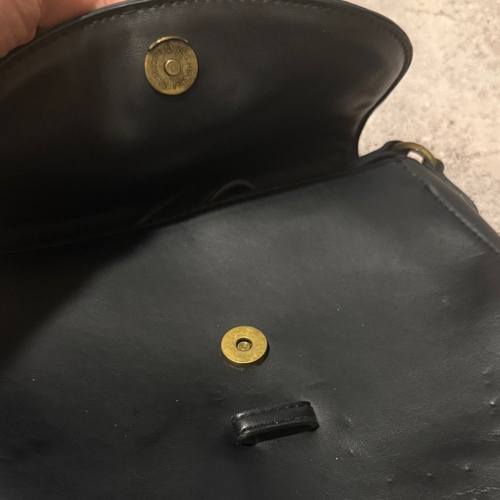 Universal Thread Black Quilted Shoulder Bag - image 3